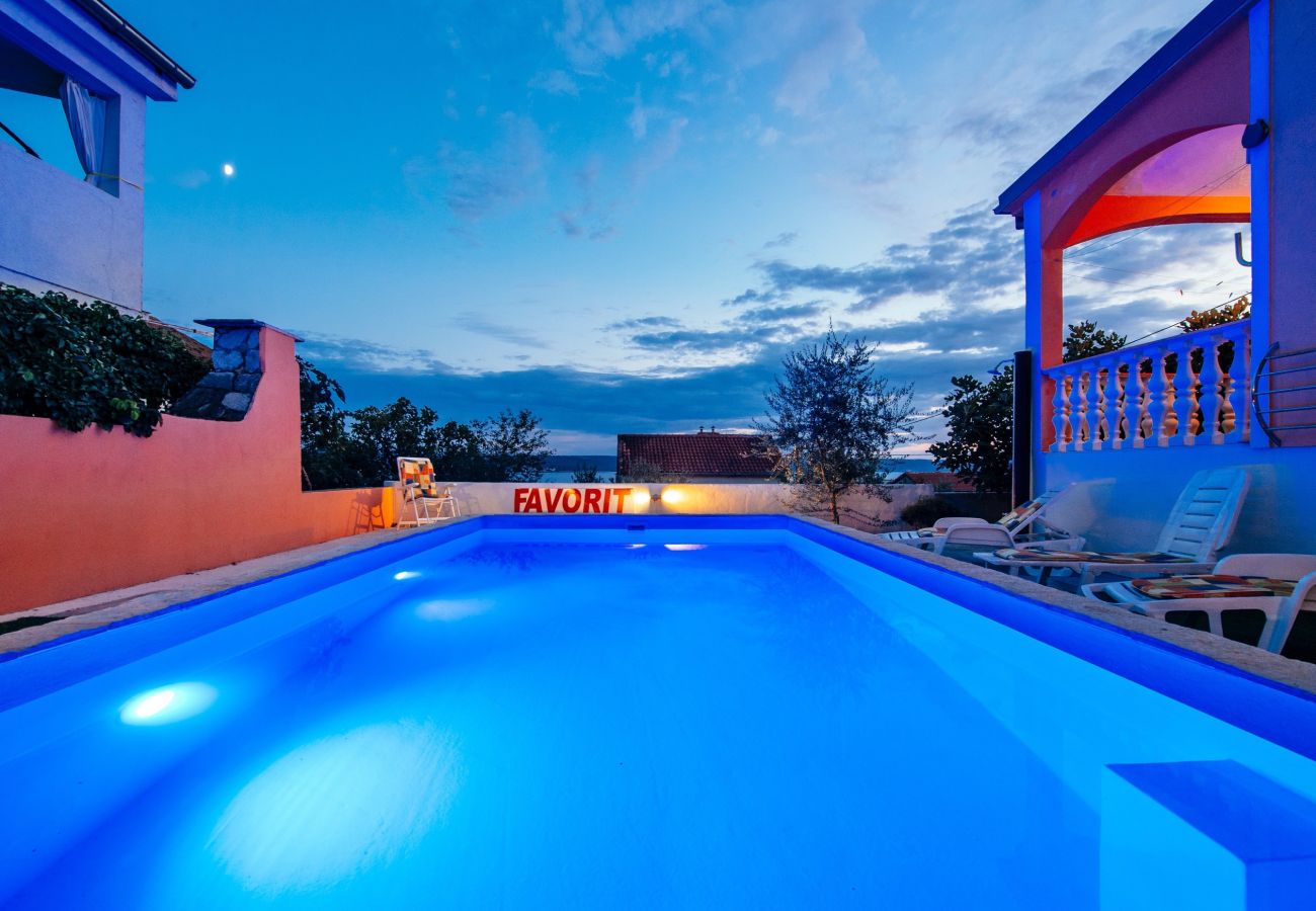 Hus i Maslenica - Poolincluded - Holiday house Favorit