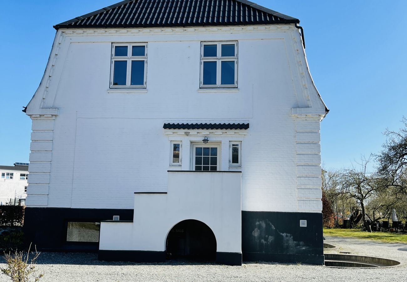 Ferielejlighed i Aalborg -  aday – Charming apartment with Terrace