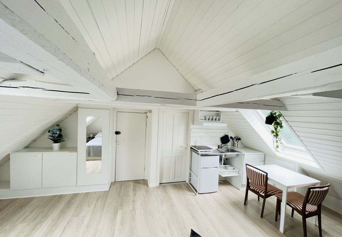 Atelier i Aalborg - aday - City Central Loft Studio with Public Parking