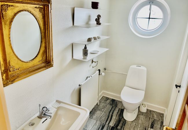 Leje pr. værelse i Frederikshavn - aday - Private room - Frederikshavn Center Leje pr. værelse i Frederikshavn - aday - Private room - Frederikshavn Center