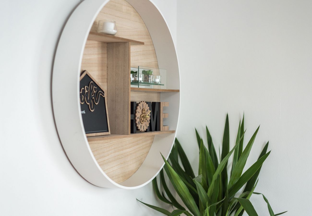 Lejlighed i Edinburgh - Spacious 3 Bedroom Apartment - Free Parking - Edinburgh