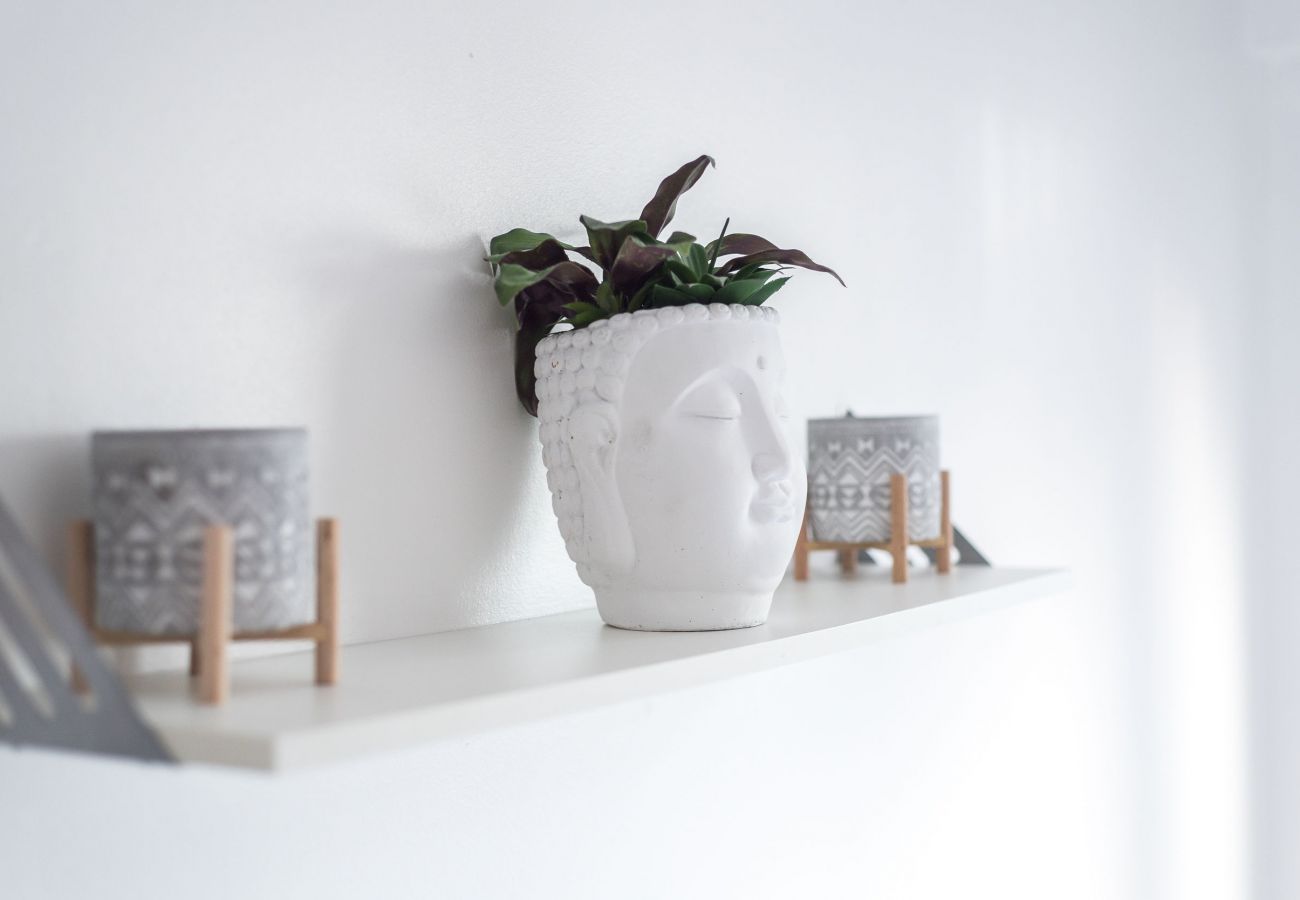 Lejlighed i Edinburgh - Spacious 3 Bedroom Apartment - Free Parking - Edinburgh