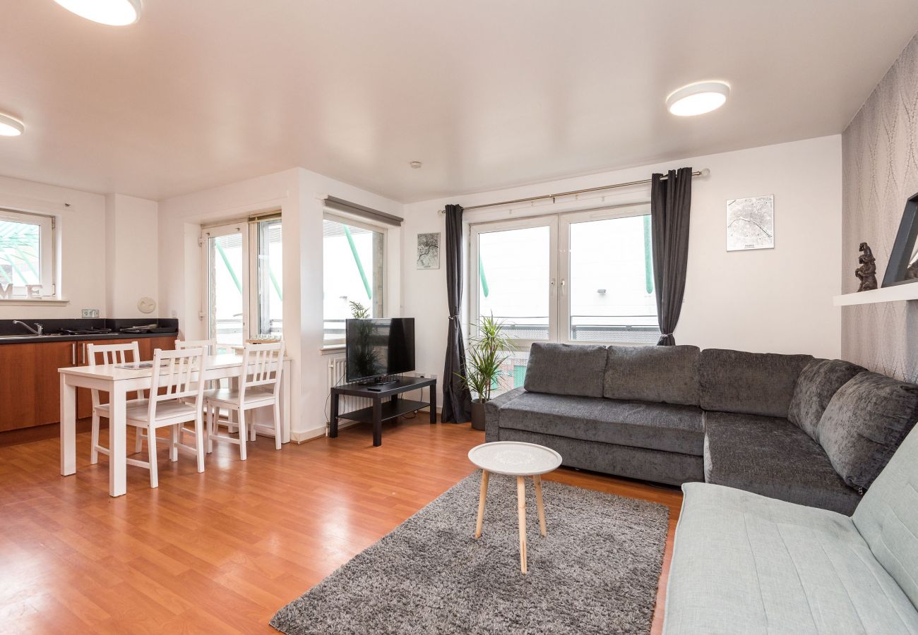 Lejlighed i Edinburgh - Spacious 3 Bedroom Apartment - Free Parking - Edinburgh