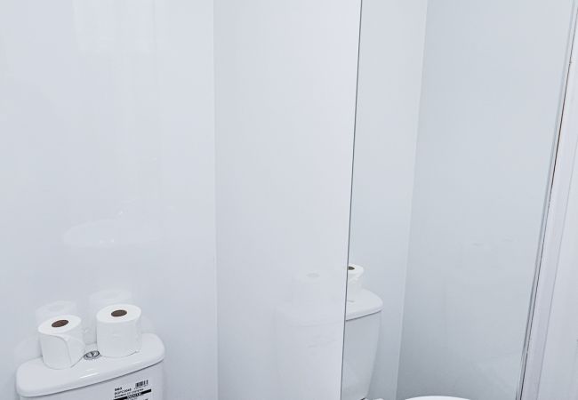 Leje pr. værelse i Inverness - mySTAYINN Strathblane Guest House Room 1  Leje pr. værelse i Inverness - mySTAYINN Strathblane Guest House Room 1