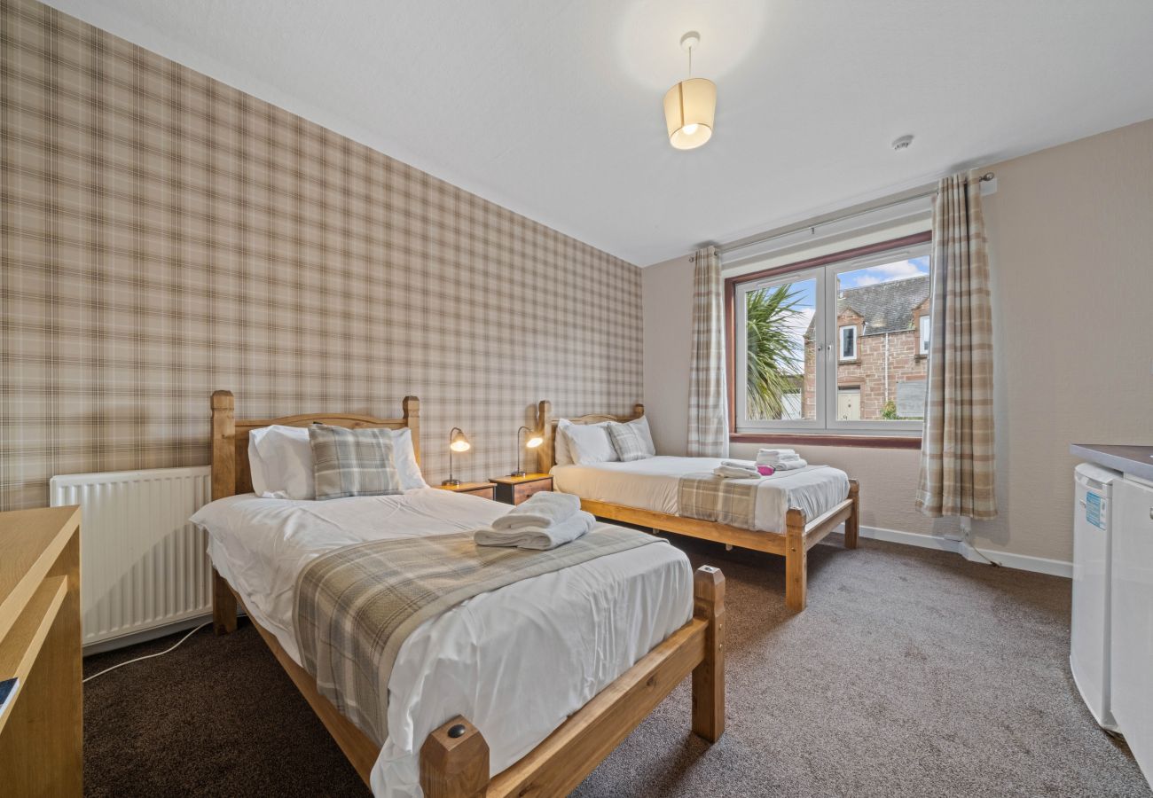Leje pr. værelse i Inverness - mySTAYINN Strathblane Guest House Room 2