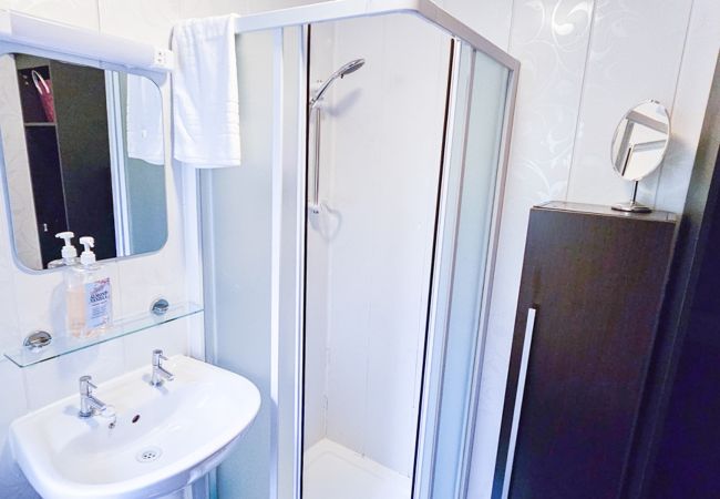 Leje pr. værelse i Inverness - mySTAYINN Strathblane Guest House Room 5 Leje pr. værelse i Inverness - mySTAYINN Strathblane Guest House Room 5