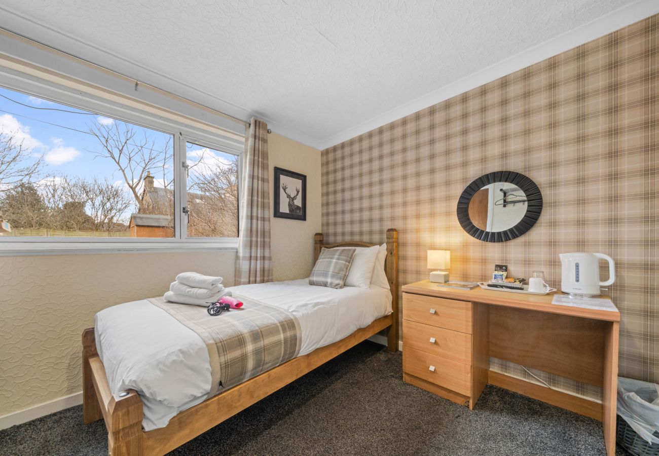 Leje pr. værelse i Inverness - mySTAYINN Strathblane Guest House Room 3