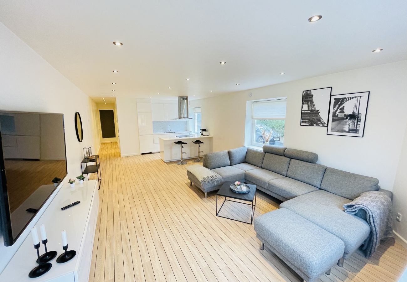Ferielejlighed i Nørresundby - aday - Elegant and Bright apartment close to the airport