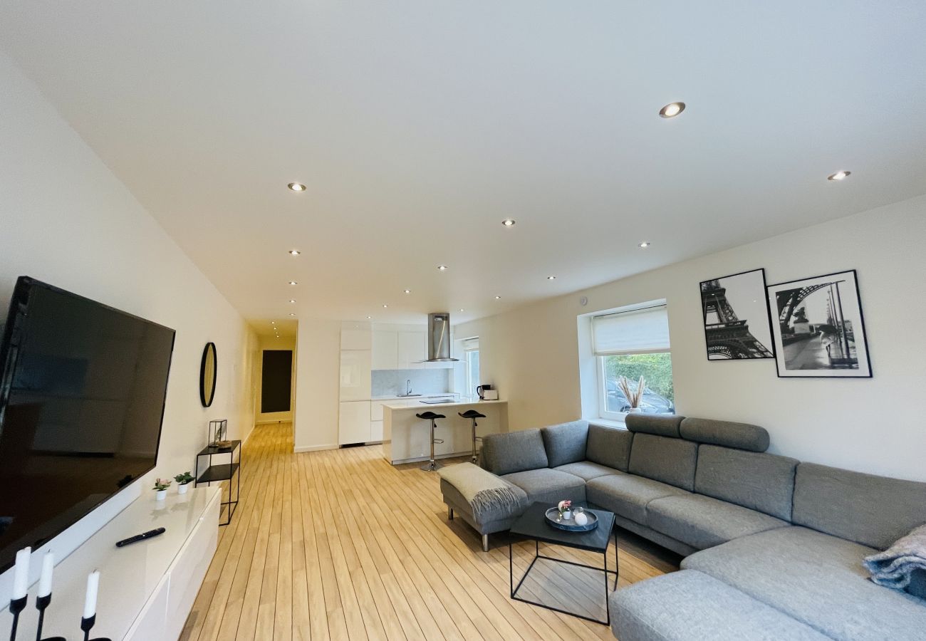 Ferielejlighed i Nørresundby - aday - Elegant and Bright apartment close to the airport