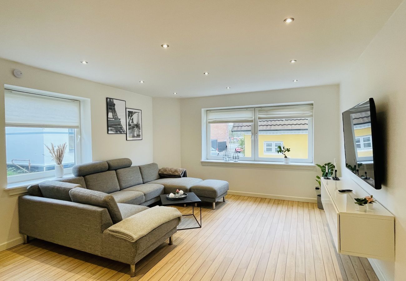 Ferielejlighed i Nørresundby - aday - Elegant and Bright apartment close to the airport