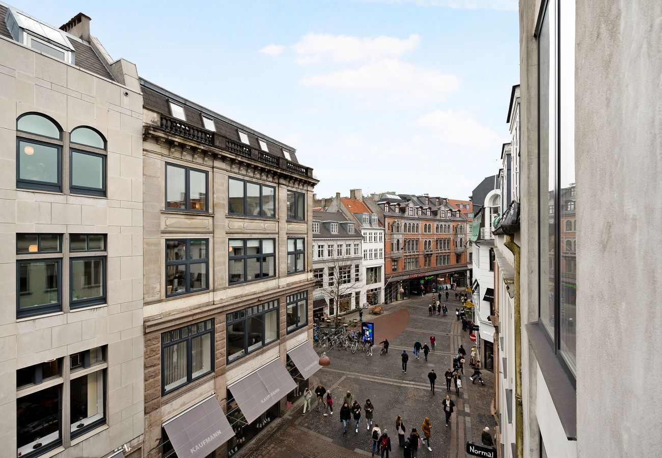 Ferielejlighed i København - Top beliggenhed i København med balkon!