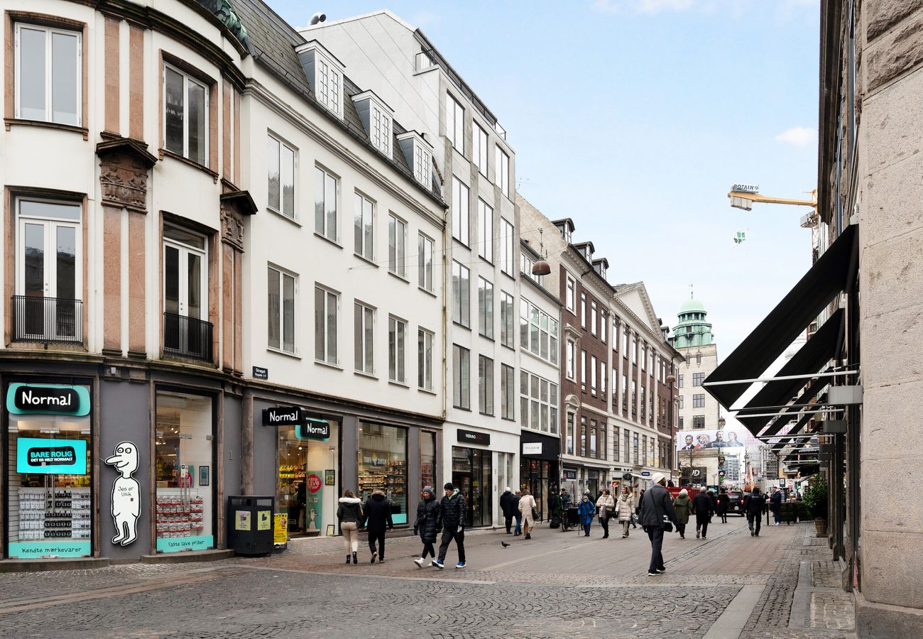 Ferielejlighed i København - Top beliggenhed i København med balkon!