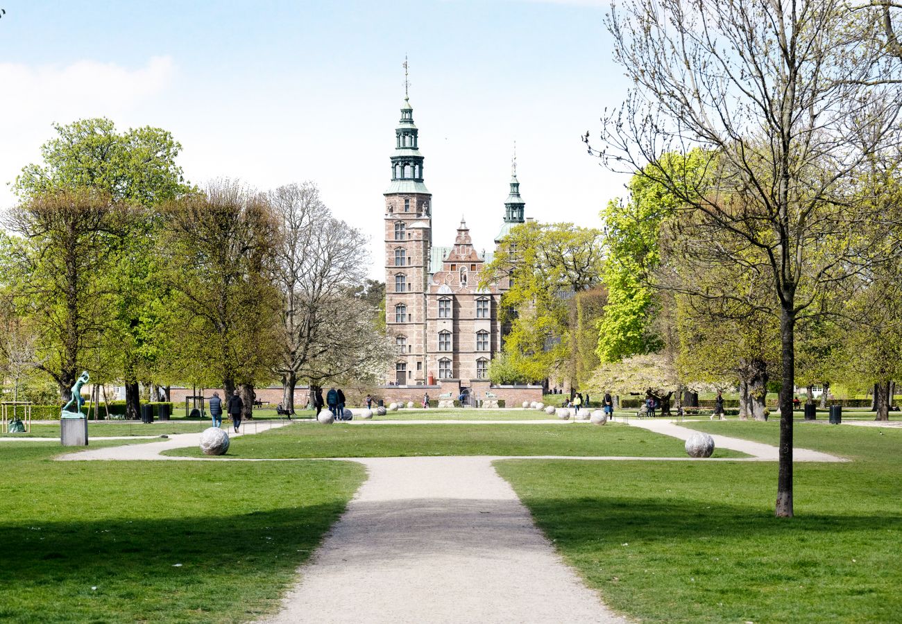 Ferielejlighed i København - Top beliggenhed i København med balkon!