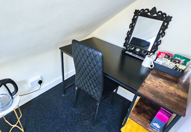 Hus i Inverness - mySTAYINN Telford 7 Bedroom House Hus i Inverness - mySTAYINN Telford 7 Bedroom House