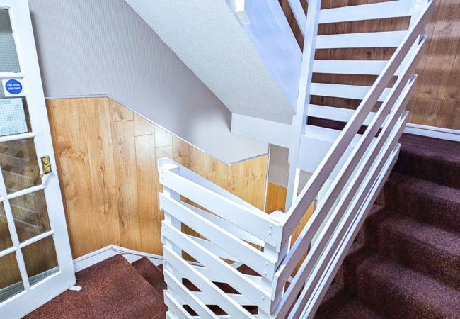 Hus i Inverness - mySTAYINN Telford 7 Bedroom House Hus i Inverness - mySTAYINN Telford 7 Bedroom House