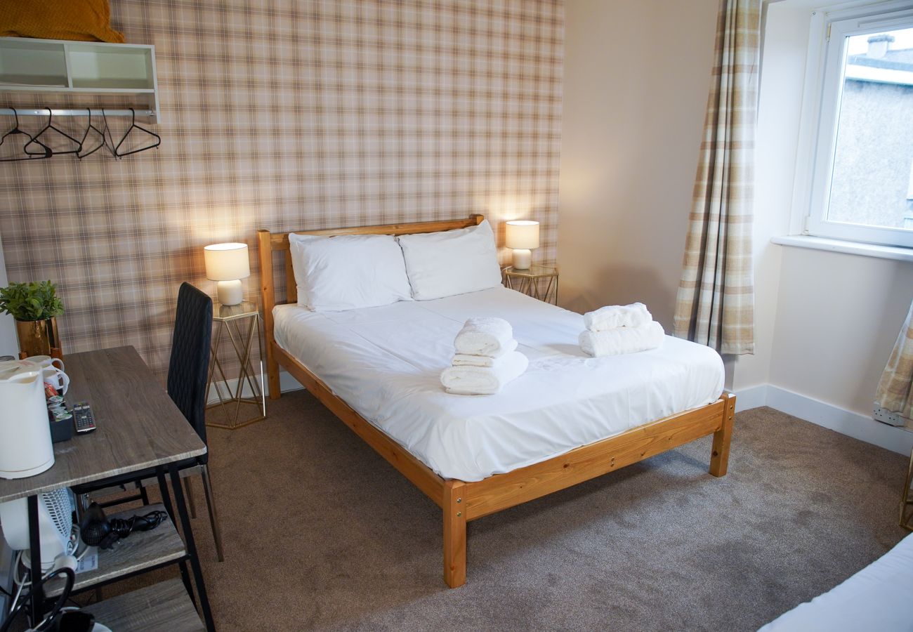 Hus i Inverness - mySTAYINN Telford 7 Bedroom House