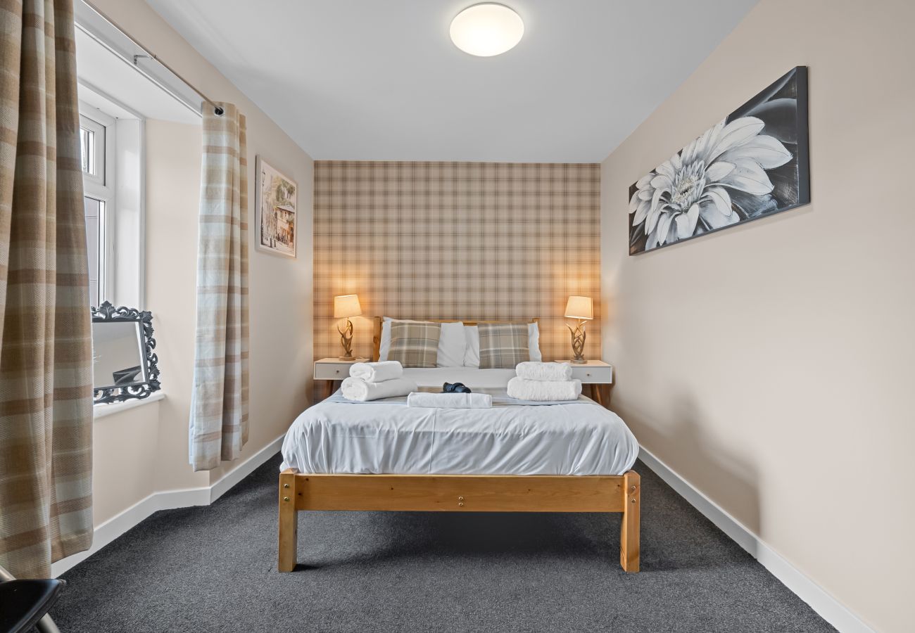 Hus i Inverness - mySTAYINN Telford 7 Bedroom House