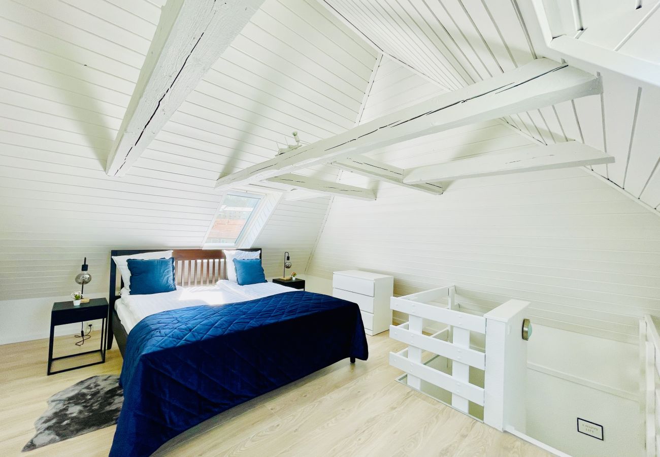 Lejlighed i Aalborg - aday - Modern 2 Bedroom Charming Central Apartment with Public Parking