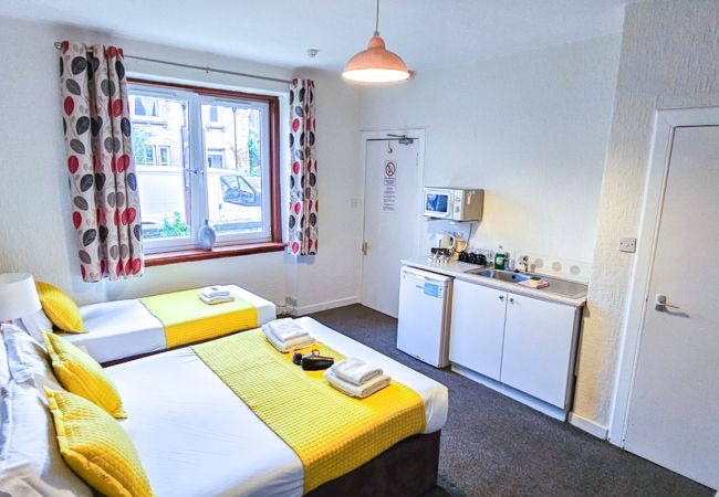 Hus i Inverness - mySTAYINN Strathblane 7 Bedroom House Hus i Inverness - mySTAYINN Strathblane 7 Bedroom House