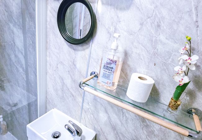 Hus i Inverness - mySTAYINN Strathblane 7 Bedroom House Hus i Inverness - mySTAYINN Strathblane 7 Bedroom House