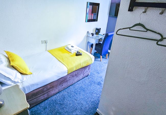 Hus i Inverness - mySTAYINN Strathblane 7 Bedroom House Hus i Inverness - mySTAYINN Strathblane 7 Bedroom House