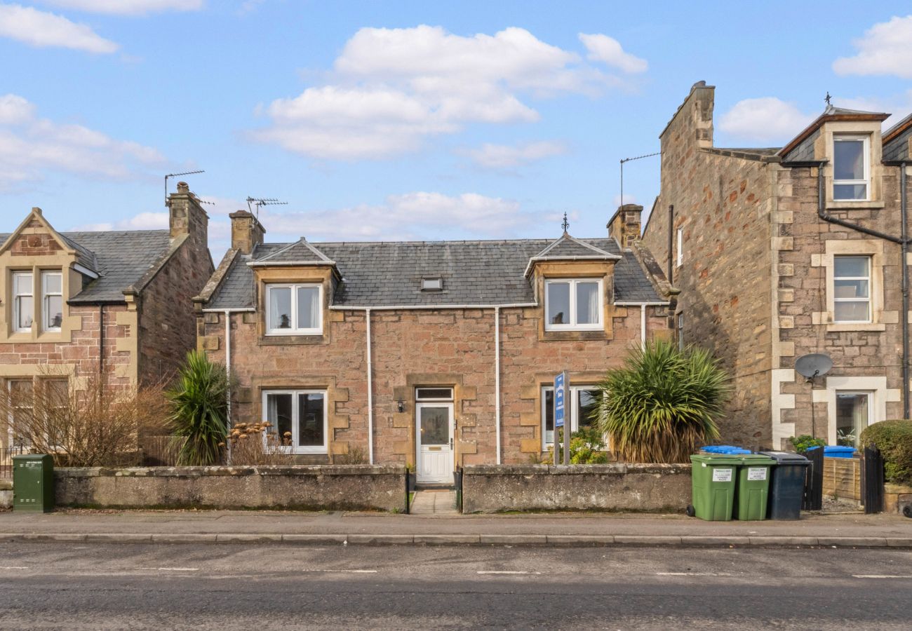 Hus i Inverness - mySTAYINN Strathblane 7 Bedroom House