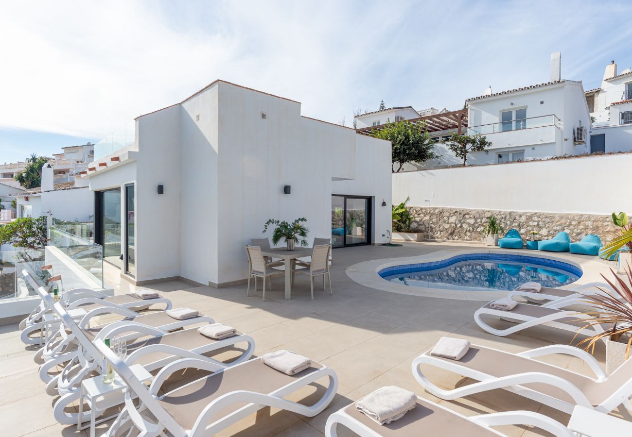 Villa i Mijas Costa - aday - Luxury villa with private pool close to town and beach