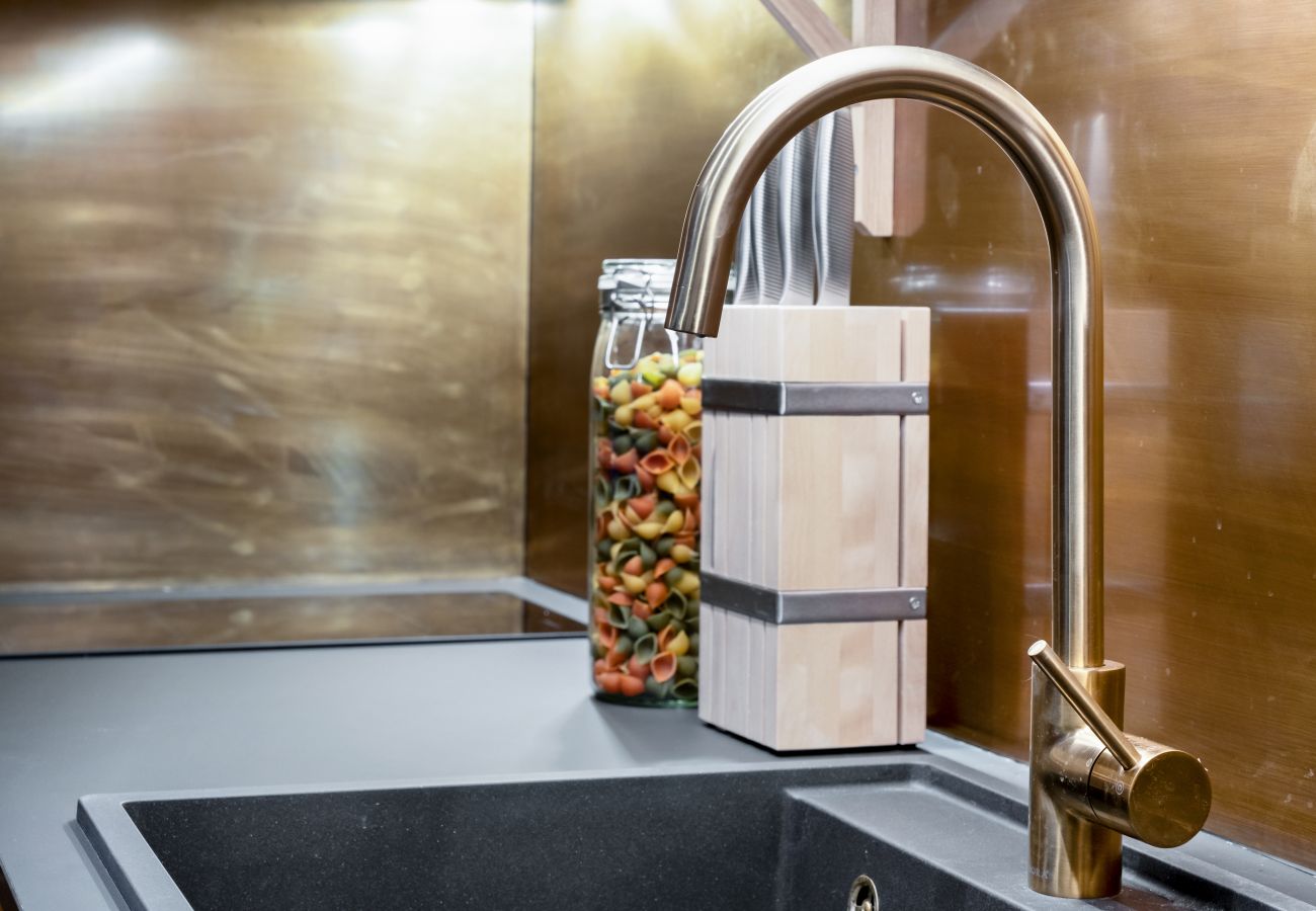 Ferielejlighed i København - Extravagant 2 bedroom apartment on the world´s 5 coolest street 