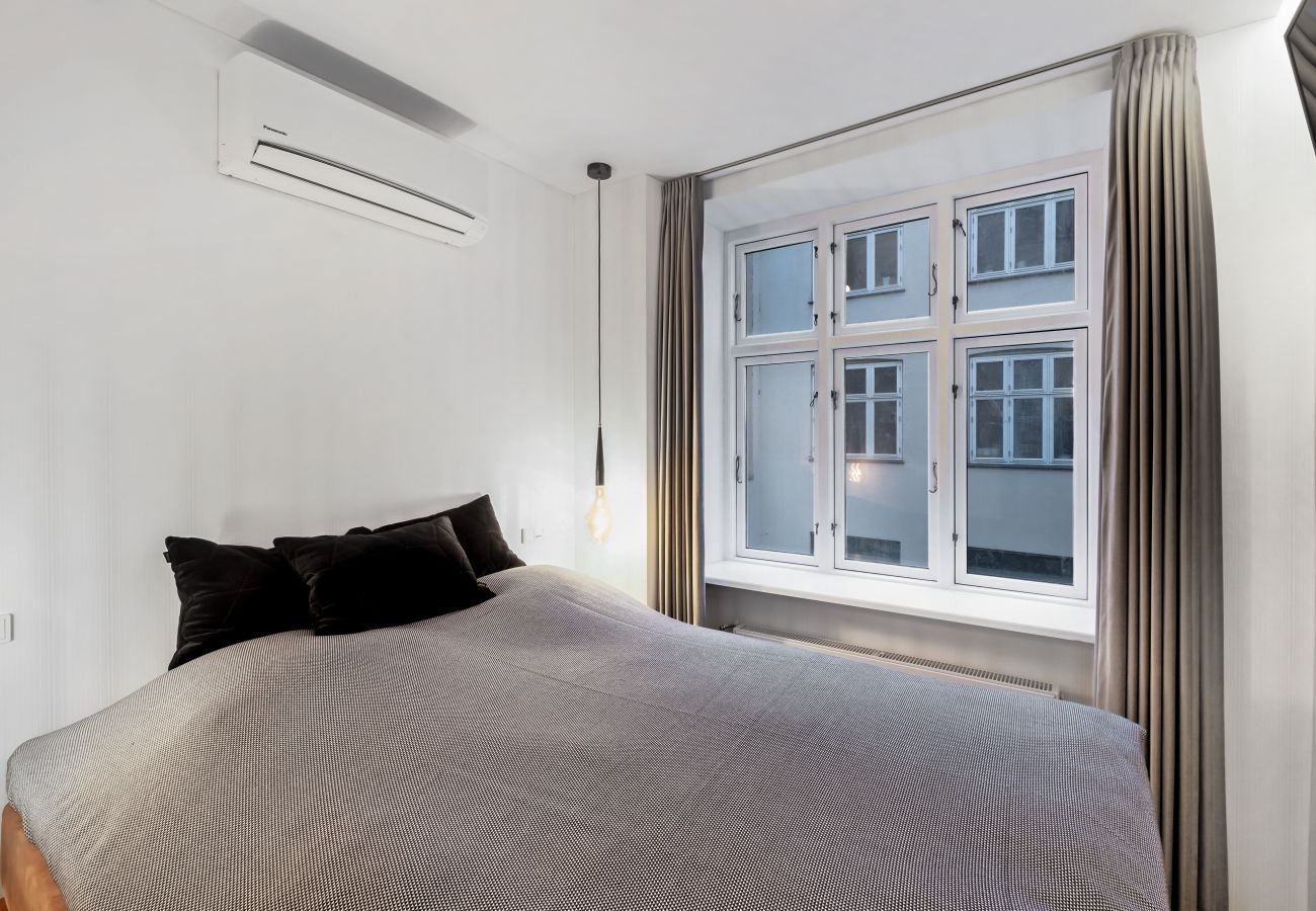 Ferielejlighed i København - Extravagant 2 bedroom apartment on the world´s 5 coolest street 