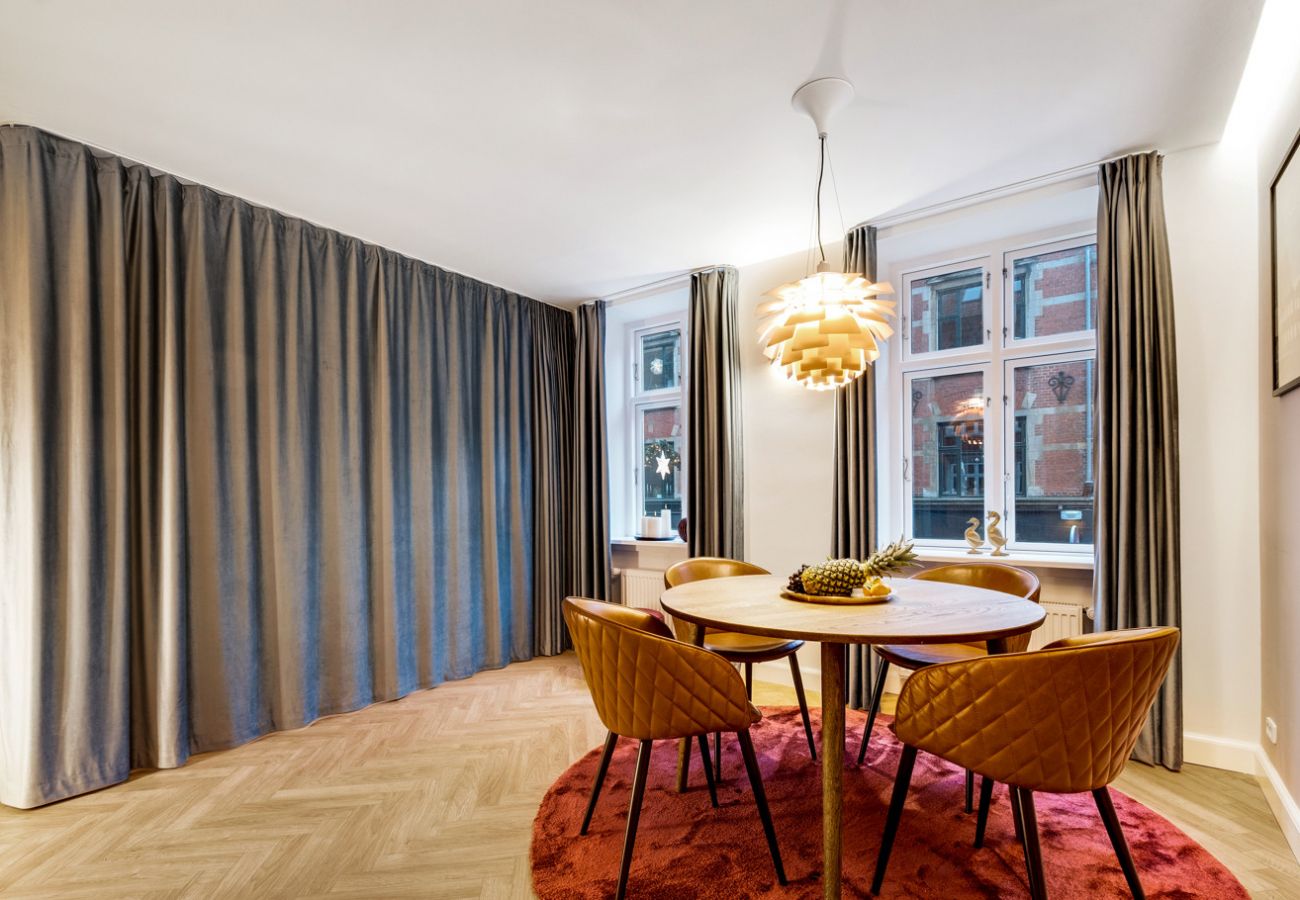 Ferielejlighed i København - Lush 1 bedroom apartment in the 5th coolest street in the world