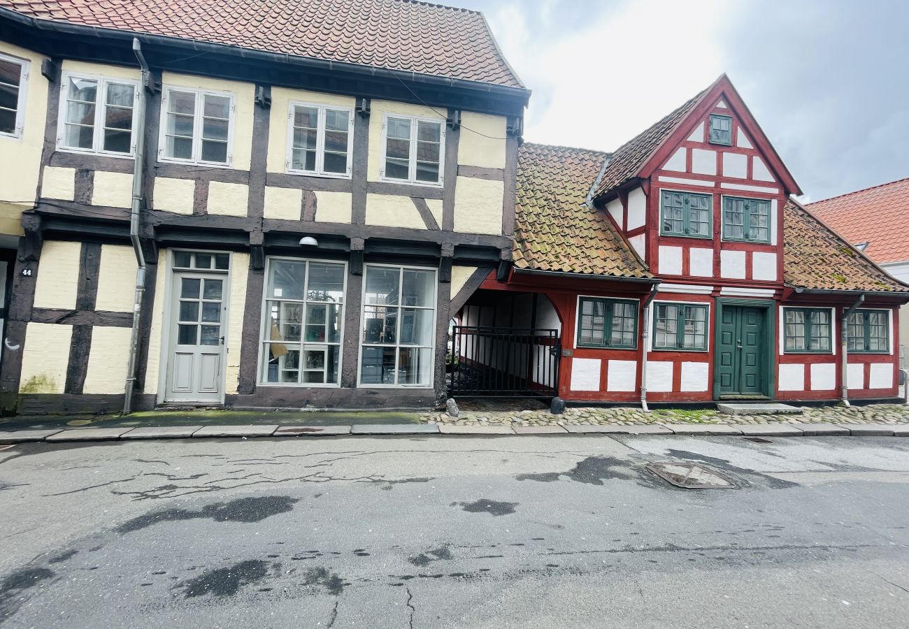 Ferielejlighed i Randers - aday - Modern Big 2 Bedroom Apartment in the Center of the City