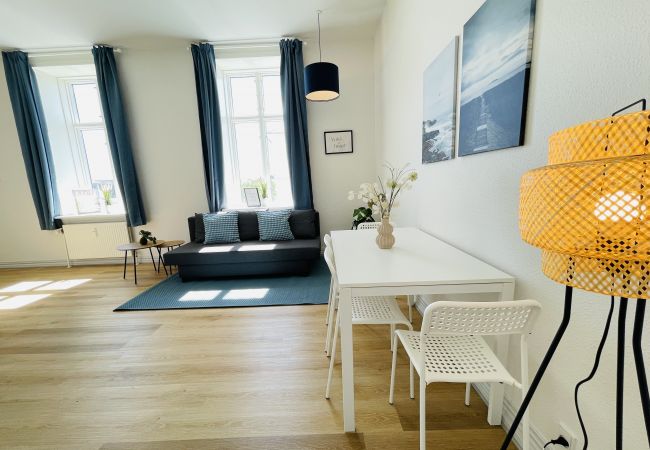 Lejlighed i Hjørring - aday - Blue light suite apartment in the center of Hjørring