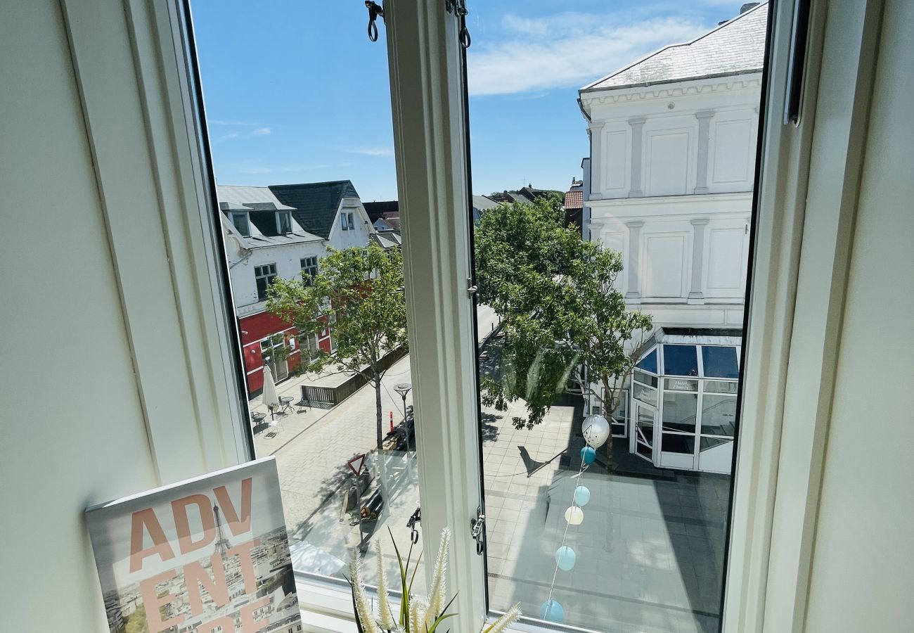 Lejlighed i Hjørring - aday - Blue light suite apartment in the center of Hjørring