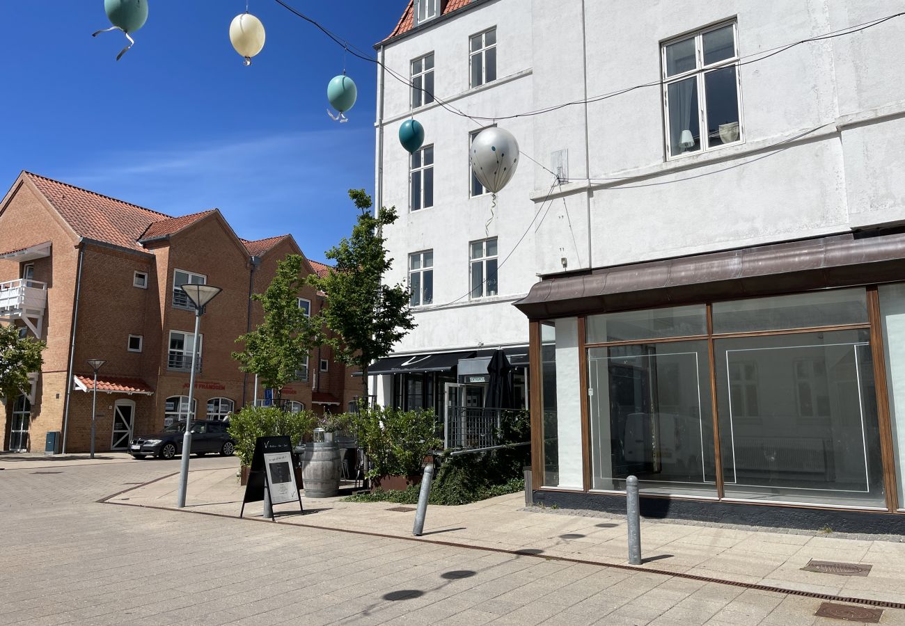 Lejlighed i Hjørring - aday - Blue light suite apartment in the center of Hjørring