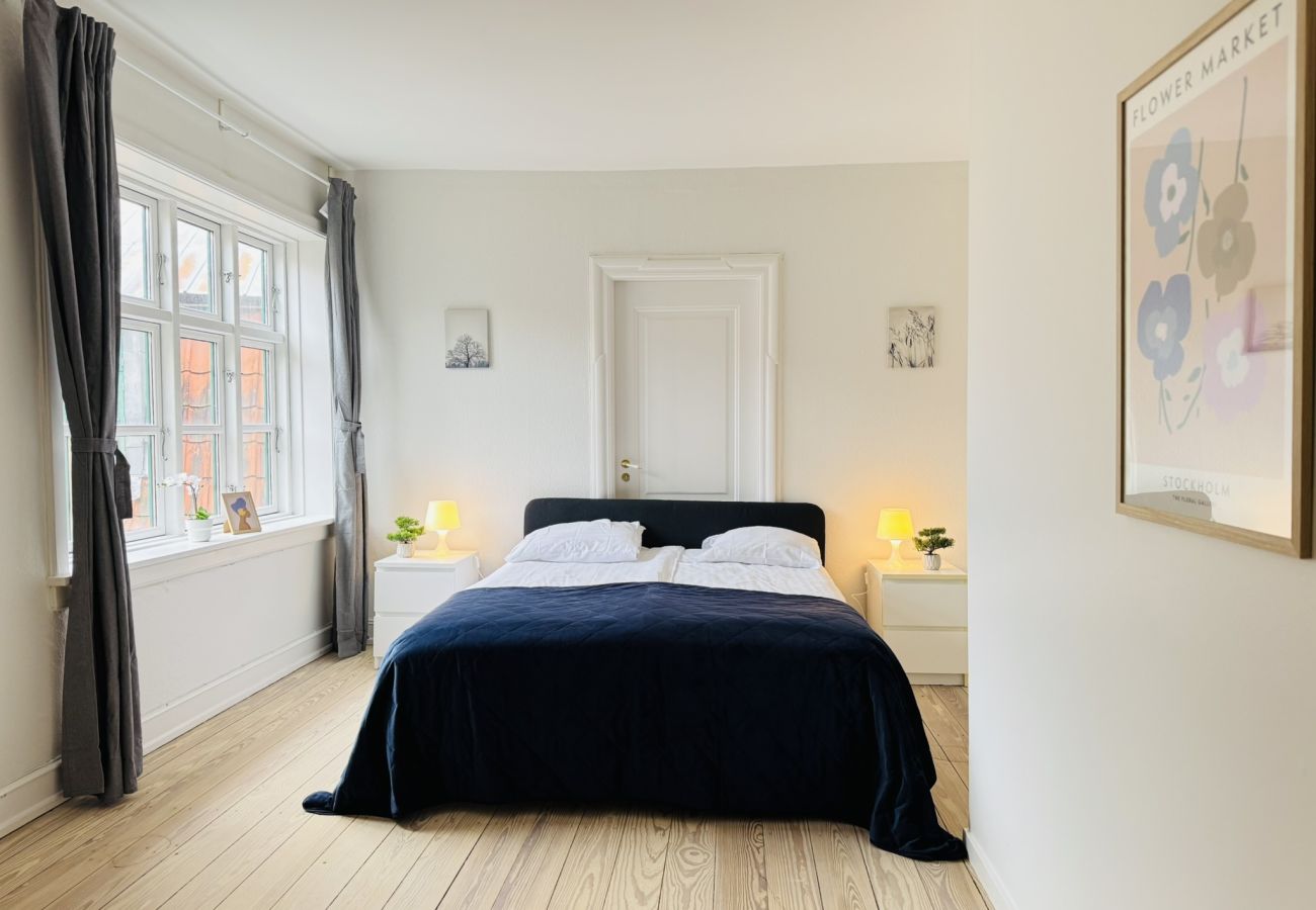 Lejlighed i Aalborg - aday - Pedestrian Beautiful 4 bedroom Apartment