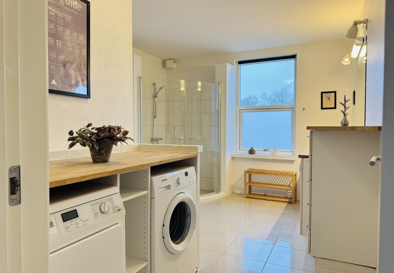 Lejlighed i Vodskov - aday - 5 bedrooms  modern living apartment in Langholt