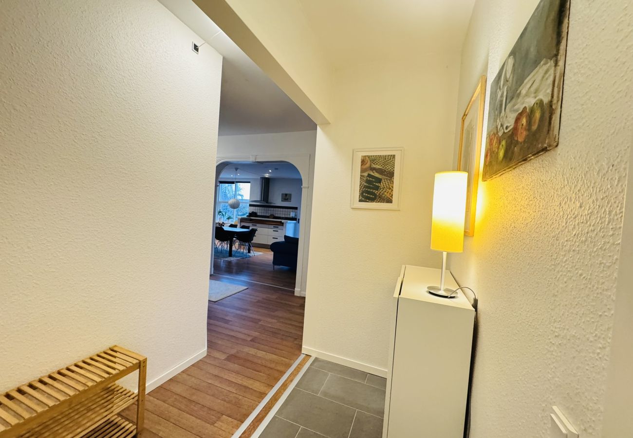 Lejlighed i Vodskov - aday - 5 bedrooms  modern living apartment in Langholt