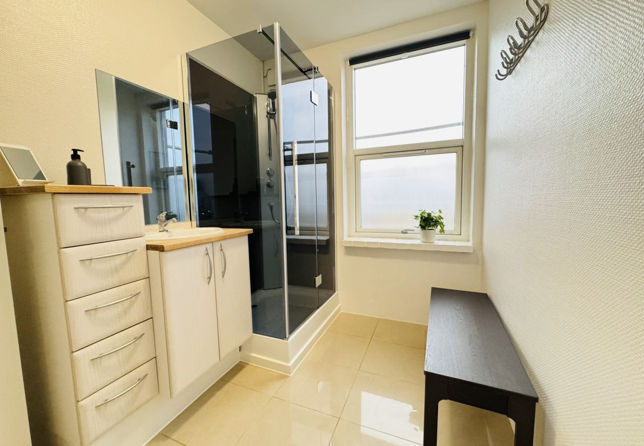 Lejlighed i Vodskov - aday - 5 bedrooms  modern living apartment in Langholt